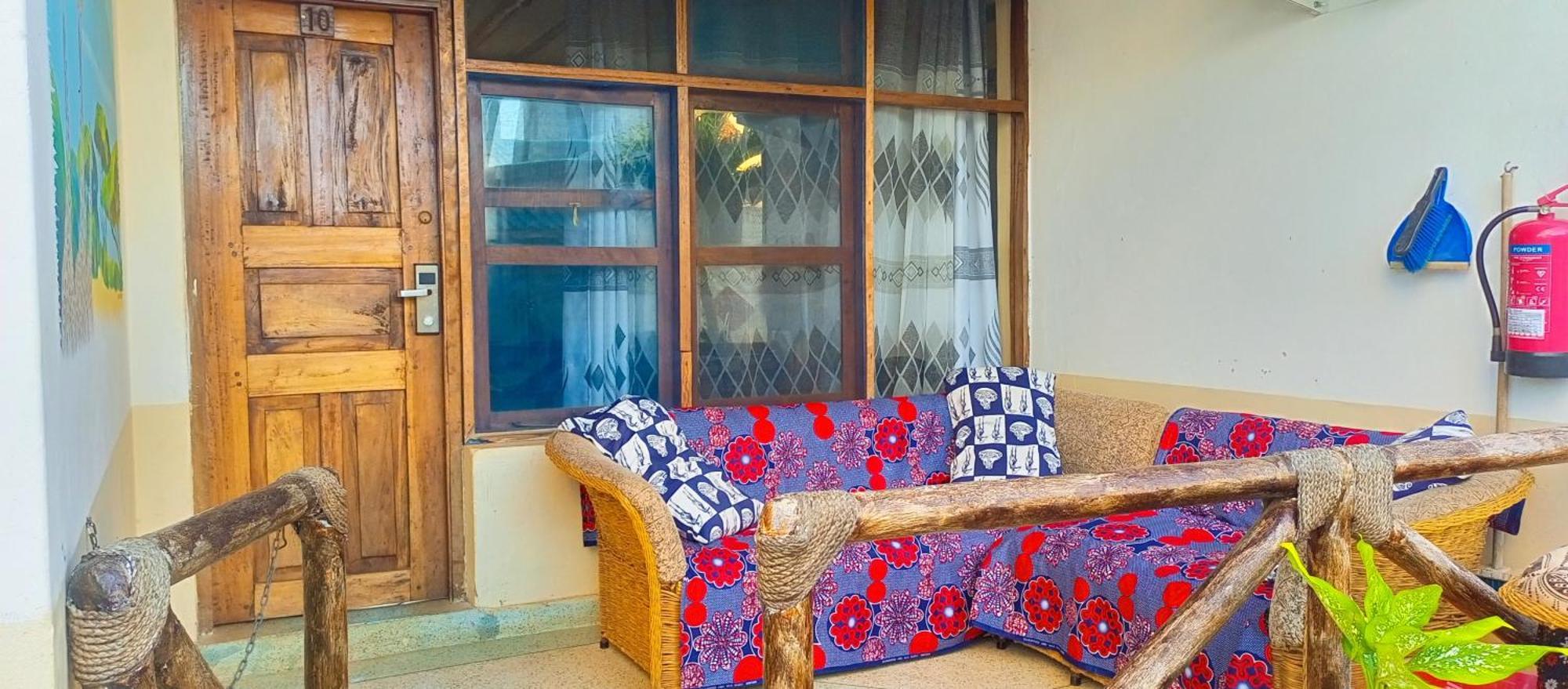 Simba Apartments 디아니 해변 외부 사진