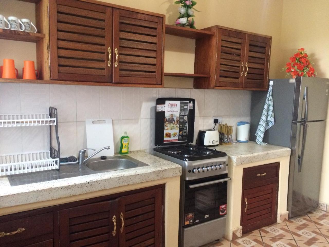 Simba Apartments 디아니 해변 외부 사진